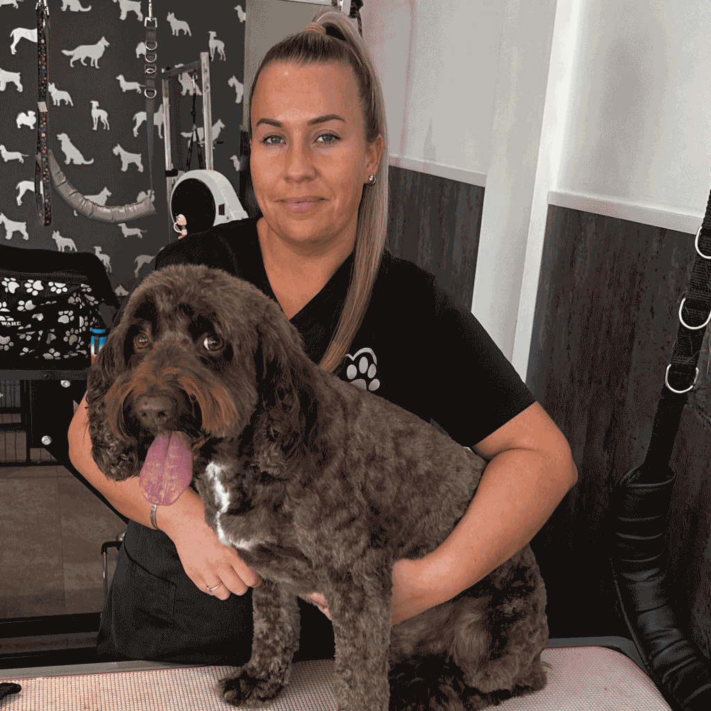 Amber-Sea-Dogs-Groomer